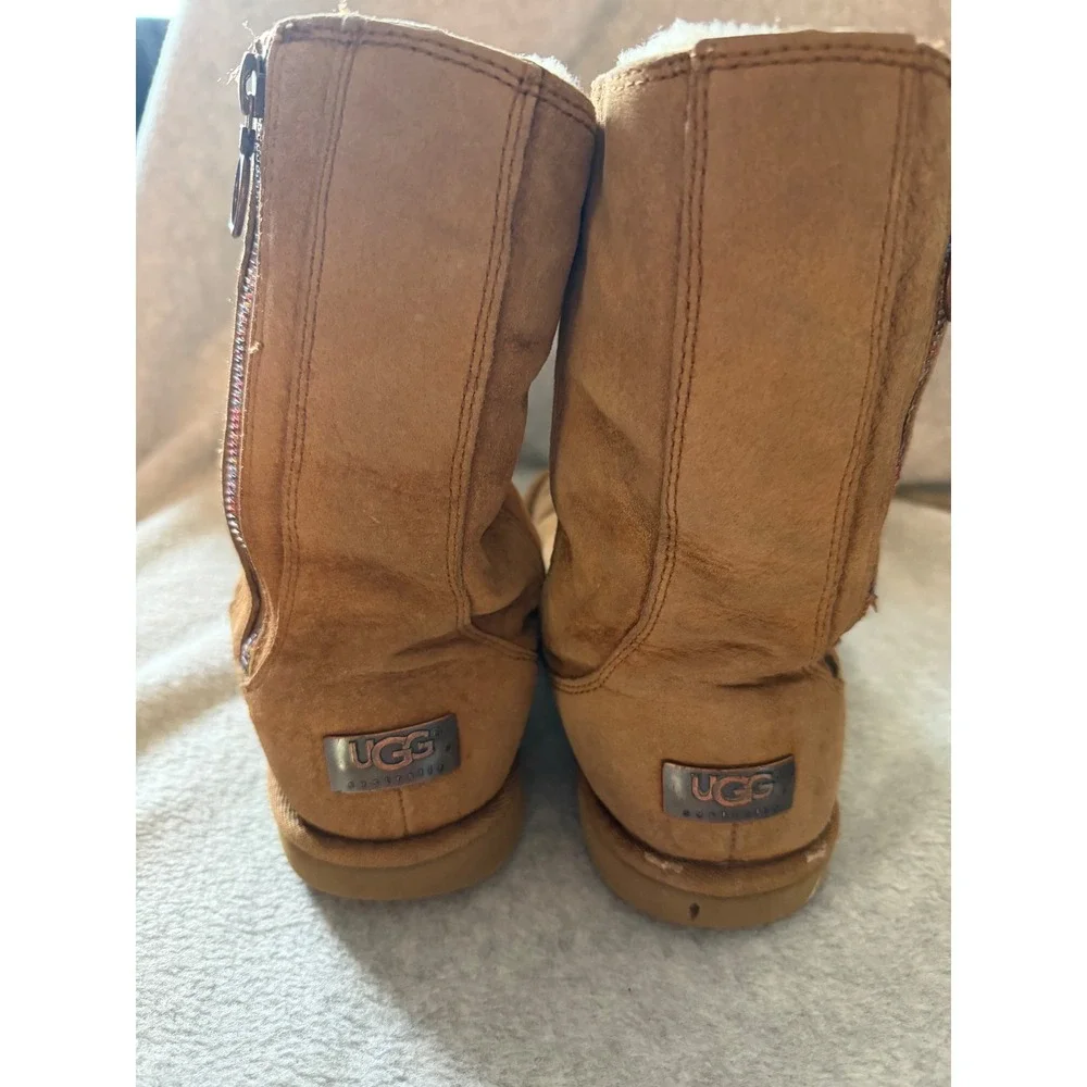 UGG Kids Boots Size 3 Chestnut Suede Rainbow Zip Sheepskin Classic Short 5654